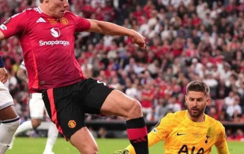 曼联和热刺上赛季的剧本，本赛季正在重演