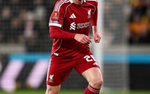 时隔4年铁卫再献传射，萨拉赫破门，利物浦3-1复仇狼队晋级八强