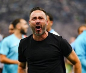 欧冠0-3完败后仅1天！曝德泽比尔主动辞职，穆里尼奥让马赛损失惨重