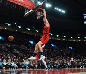 杨瀚森6分4板阿夫迪亚20分 开拓者大胜奇才