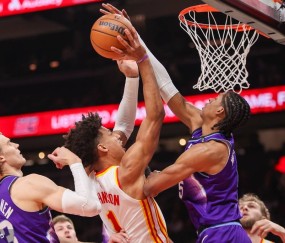 杰伦约翰逊22+16+15兰代尔26+11 老鹰胜爵士