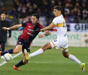 2-0逆转！26岁AC米兰旧将助攻莱切击败卡利亚里，意甲迎来两连胜