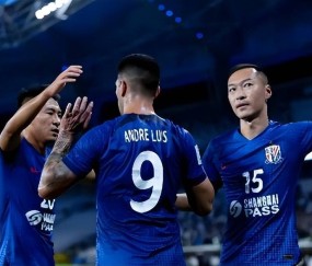 刘诚宇和杨皓宇携手转会去德甲多特蒙德留洋，新东家承诺给他主力，首秀将踢拜仁