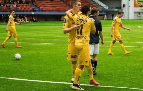 德甲铁壁迎奥超狂徒！弗赖堡主场生死战：定位球破局，残阵客军难续命