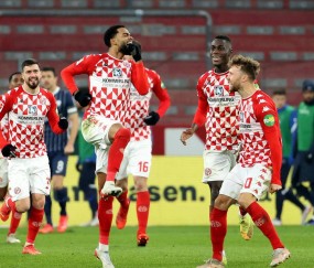 德甲法甲重磅比赛前瞻：朗斯主场称雄在望，圣保利与科隆生死较量悬念重重