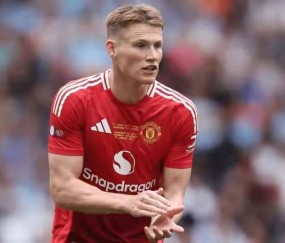 7400万王牌牵线！曼联冲冠终极杀招：截胡利物浦，抢下莱比锡19岁亿元妖锋