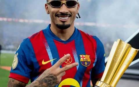 当今足坛最出色的十大边锋！拜仁双边锋上榜！谁是现役最强边锋？