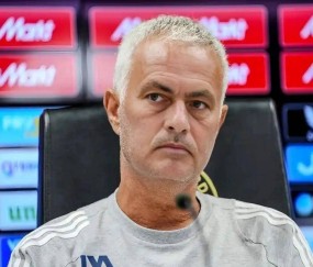 穆帅自荐执教皇马，但与安切洛蒂的核心差异，注定他难以复制成功