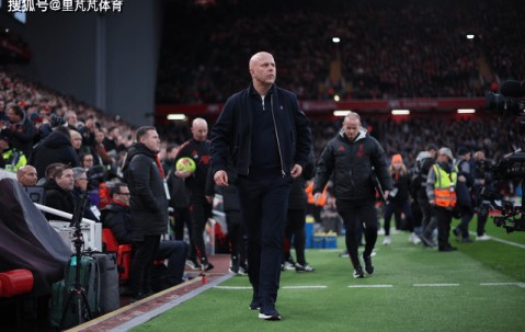 再输就到第八了！利物浦不敌曼城，媒体开始渲染斯洛特“接班人”