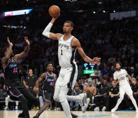 文班奥萨尔获3月最佳防守球员 76人探花3月最佳新秀