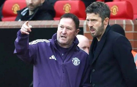 曼联冲击三连胜卡里克有新战术！压制阿森纳秘诀曝光，儿魔梦助教功不可没