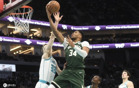 字母哥24+4+7米勒空砍31分 雄鹿击败黄蜂