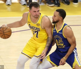 东契奇左手手指扭伤+左小腿挫伤 至少缺阵一周