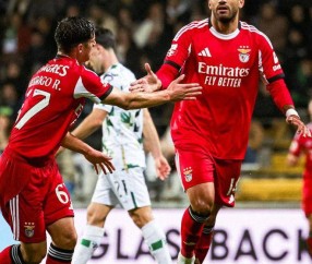 穆里尼奥葡超16场不败！本菲卡4-0大胜，霸锋戴帽，争冠依旧残酷