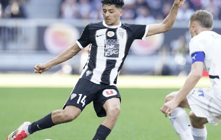 周五017 法甲保级德比！昂热死磕南特，谁先爬出泥潭？比分预测出炉