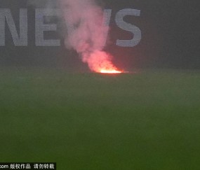 克雷莫内塞对阵国米：从烟雾弹事件看意甲的心理战与战术挑战